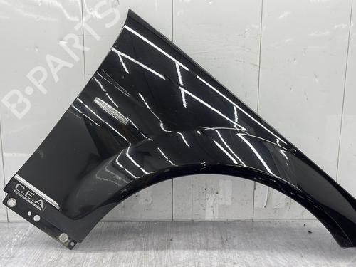 Used Right front fenders MERCEDES-BENZ C-CLASS (W204) C 220 CDI (204.002) (170 hp) 29353542