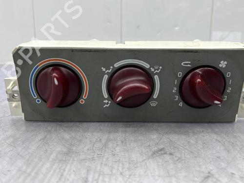 Used Climate control Climate control 23675021 23675021