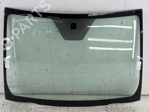 Used Windscreen TOYOTA YARIS (_P13_) 1.0 (KSP130_, KSP130) (69 hp) 27684540