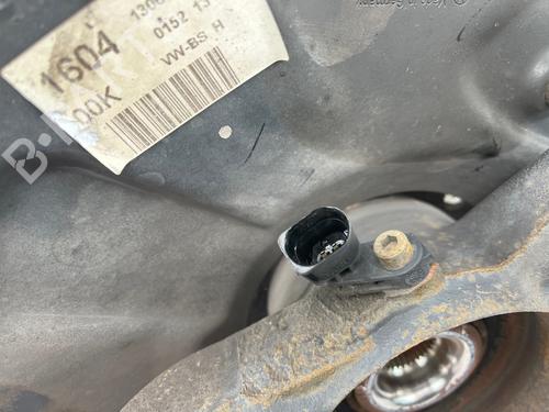 Used Right front steering knuckle Right front steering knuckle VW TRANSPORTER T6 Van (SGA, SGH, SHA, SHH) 2.0 TDI (140 hp) 35890423 35890423