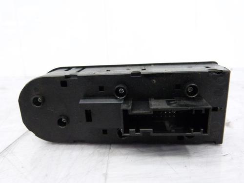 Used Left front window switch Left front window switch OPEL ZAFIRA / ZAFIRA FAMILY B (A05) 1.9 CDTI (M75) (120 hp) 23693661 23693661