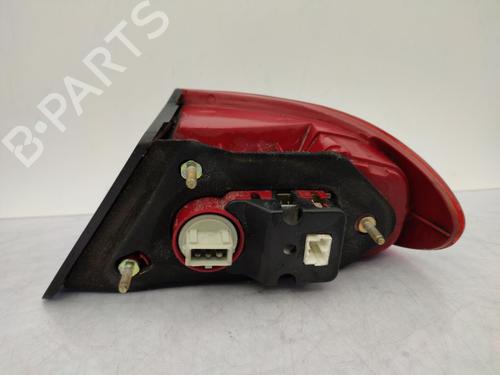 Używane Lampa tylna lewa ALFA ROMEO 166 (936_) 2.4 JTD (936AXA00, 936A3B00) (150 hp) 23704427
