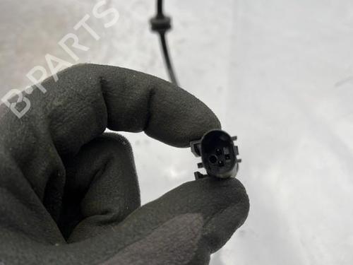 Used Right front steering knuckle FIAT 500X (334_) 1.4 (334AXC1B, 334AXC11) (140 hp) 23750177