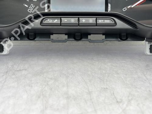 Used Instrument cluster Instrument cluster CITROËN C3 III (SX) 1.2 THP 110 (SXHNPS, SXHNZT, SXHNZ6) (110 hp) 32506791 32506791