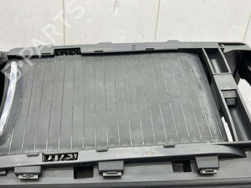 Middle console PEUGEOT 5008 (0U_, 0E_) 2.0 HDi 150 / BlueHDi 150 | BP23683373I22 