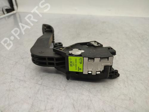 pedal-renault-megane-iv-hatchback-b9amn_-2015-23878663 main image