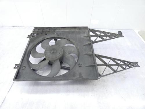 Used Radiator fan AUDI A3 (8L1) 1.9 TDI (90 hp) 23673497