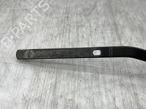 Front windshield wiper arm CITROËN C3 Picasso (SH_) 1.6 HDI 90 | BP23753951C143 