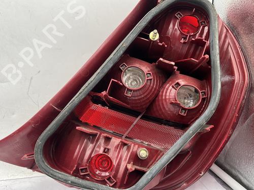 Left taillight CITROËN C5 I (DC_) 2.2 HDi (DC4HXB, DC4HXE) | BP32258326C34