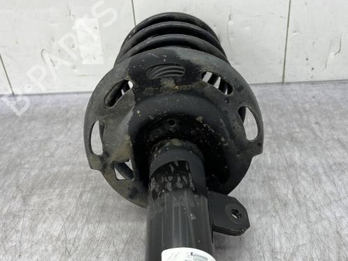Right front shock absorber CITROËN C3 III (SX) 1.2 VTi 82 | BP23755721M17  - Image 7