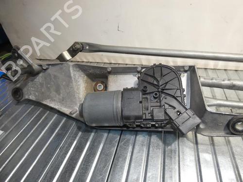 Used Front wiper motor Front wiper motor RENAULT MODUS / GRAND MODUS (F/JP0_) 1.5 dCi (FP0E, JP0E) (65 hp) 23670884 23670884