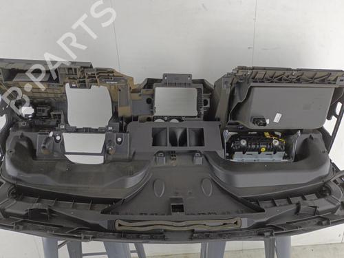 Used Dashboard Dashboard VW CADDY III MPV (2KB, 2KJ, 2CB, 2CJ) 1.9 TDI (105 hp) 23740640 23740640