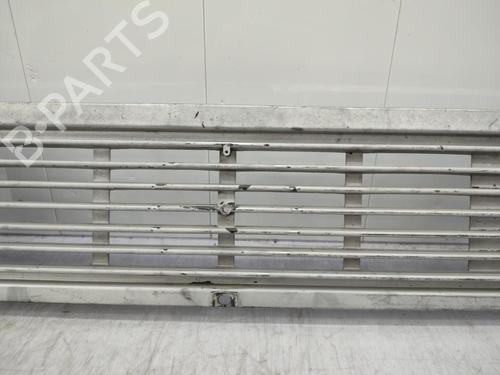 Used Grille Grille MERCEDES-BENZ T1 Van (601, 611) 207 D 2.4 (72 hp) 23709615 23709615