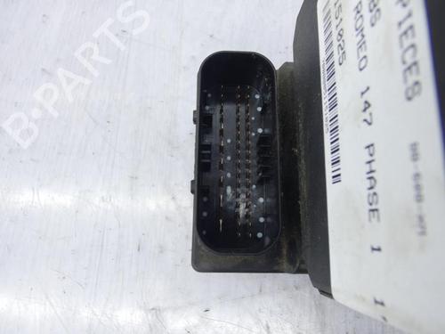 Used ABS pump ABS pump ALFA ROMEO 147 (937_) 1.6 16V T.SPARK (937.AXA1A, 937.AXB1A, 937.BXB1A) (120 hp) 23700268 23700268