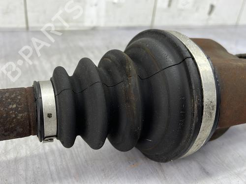 Used Right front driveshaft Right front driveshaft PEUGEOT 3008 I MPV (0U_) 2.0 HDi 150 / BlueHDi 150 (150 hp) 33420671 33420671