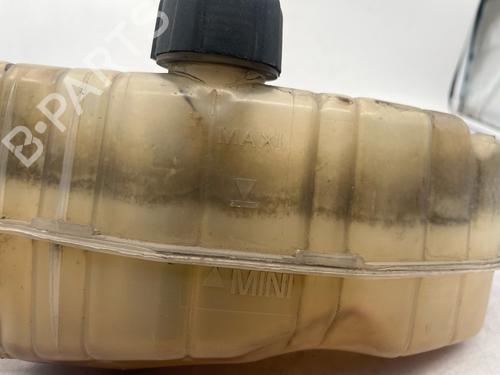 Used Expansion tank Expansion tank 38425712 38425712