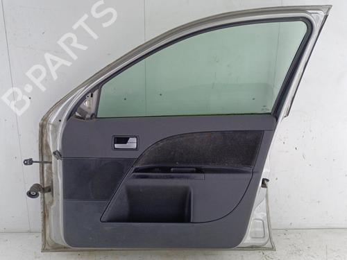 Used Right front door Right front door 23720617 23720617