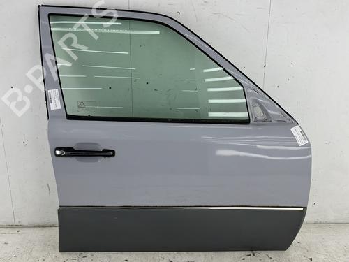 Used Right front door MERCEDES-BENZ 124 Saloon (W124) 250 D (124.125) (94 hp) 23683816