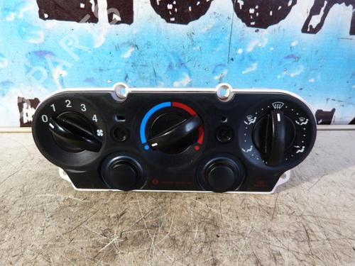 Used Climate control FORD FIESTA V (JH_, JD_) 1.3 (69 hp) 23686160