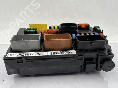 Fuse box CITROËN C3 II (SC_) 1.6 HDi 90 | BP28497244E1 