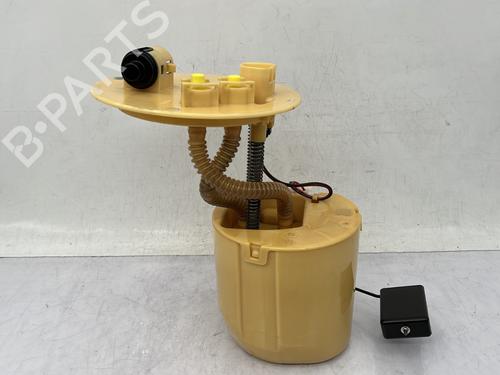 Used Fuel pump TOYOTA AURIS (_E15_) 2.0 D-4D (ADE150_, ADE150R) (126 hp) 30262068