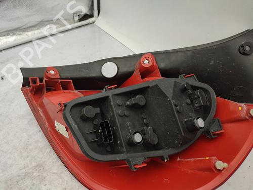 Left taillight RENAULT CLIO III (BR0/1, CR0/1) 1.2 16V (BR02, BR0J, BR11, CR02, CR0J, CR11) | BP27663691C34 