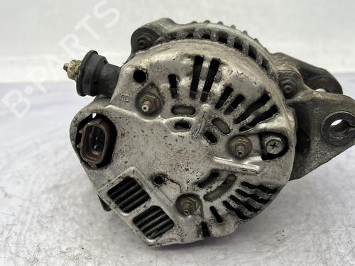 Used Alternator Alternator TOYOTA YARIS (_P1_) 1.0 (SCP10_, SCP10R) (68 hp) 33631045 33631045