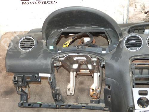 Used Dashboard Dashboard PEUGEOT 308 I (4A_, 4C_) 1.6 HDi (109 hp) 23689315 23689315
