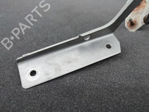 Used Hinge/Door check strap Hinge/Door check strap CITROËN BX (XB-_) TRD Turbo (90 hp) 23730087 23730087