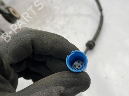 Used Right front steering knuckle BMW X3 (E83) 2.0 d (150 hp) 23739380