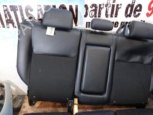 rear-seat-citroen-c4-aircross-2010-32187671 main image
