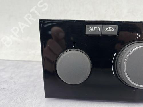 Used Climate control Climate control OPEL ZAFIRA / ZAFIRA FAMILY B (A05) 1.7 CDTI (M75) (110 hp) 30735984 30735984
