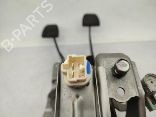 Used Pedal Pedal PEUGEOT 108 1.0 VTi (69 hp) 23718958 23718958