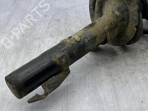Used Right front shock absorber RENAULT SCÉNIC II (JM0/1_) 1.9 dCi (JM0G, JM12, JM1G, JM2C) (120 hp) 23701176