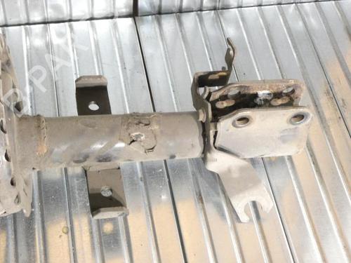 Used Left front shock absorber Left front shock absorber RENAULT MODUS / GRAND MODUS (F/JP0_) 1.5 dCi (FP0D, JP0D) (82 hp) 23670729 23670729