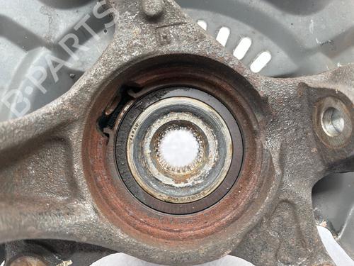 Used Right front steering knuckle Right front steering knuckle TOYOTA VERSO S (_P12_) 1.4 D4-D (NLP121_, NLP121R) (90 hp) 36762189 36762189