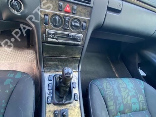 Dashboard MERCEDES-BENZ E-CLASS (W210) E 240 (210.061) | BP36440136C46 - Image 5