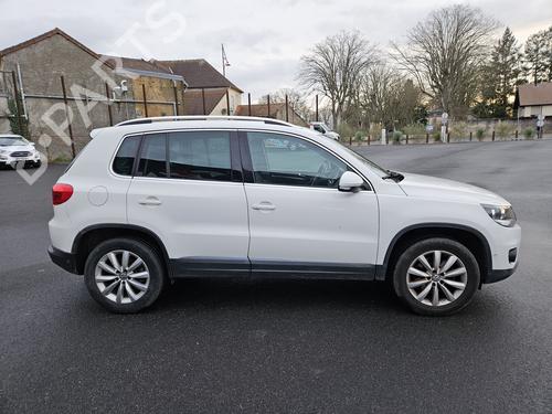 Left tailgate light VW TIGUAN (5N_) 2.0 TDI | BP24865809C79  - Image 37