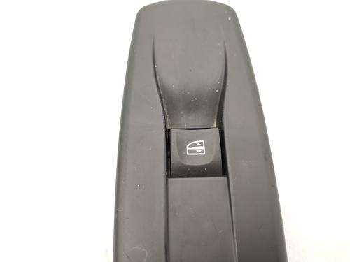 Used Right front window switch Right front window switch RENAULT LAGUNA III Grandtour (KT0/1) 2.0 dCi (KT07, KT0J, KT14, KT1A, KT1S) (131 hp) 23754495 23754495