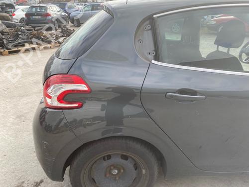 Feu arrière droit Feu arrière droit PEUGEOT 208 I (CA_, CC_) 1.2 VTI 82 (82 hp) 36511641 36511641