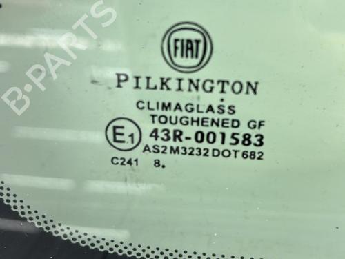 rear-right-quarter-glass-fiat-500-312_-2007-23755518 main image
