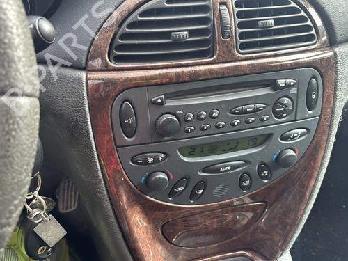 Left taillight CITROËN C5 I (DC_) 2.2 HDi (DC4HXB, DC4HXE) | BP32258326C34 - Image 9