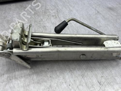 Used Jack Kit Jack Kit VW POLO IV (9N_, 9A_) 1.4 TDI (70 hp) 23757848 23757848