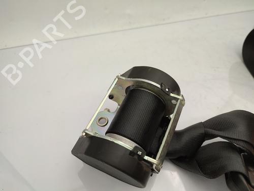 front-right-seatbelt-dacia-lodgy-js_-2012-23695200 main image