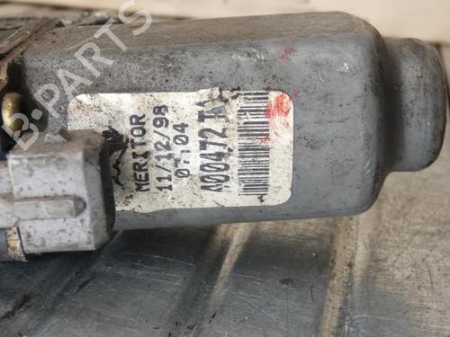 Used Front right window mechanism PEUGEOT 106 II (1A_, 1C_) 1.4 i (75 hp) 23671492