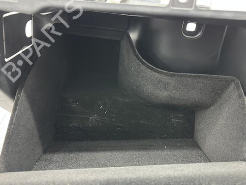 Glove box PEUGEOT 3008 II SUV (MC_, MR_, MJ_, M4_) 1.6 BlueHDi 120 | BP25154356C95 