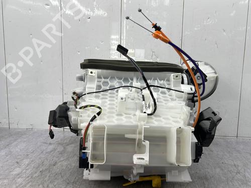 Used Heater matrix box Heater matrix box PEUGEOT 208 I (CA_, CC_) 1.2 VTI 82 (82 hp) 32469830 32469830