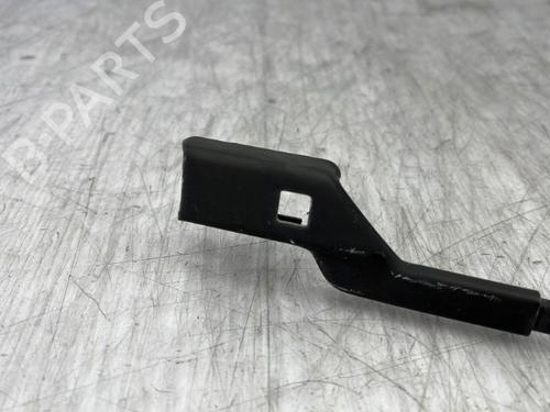 Front windshield wiper arm FIAT 500 (312_) 1.2 (312AXA1A) | BP23755517C143