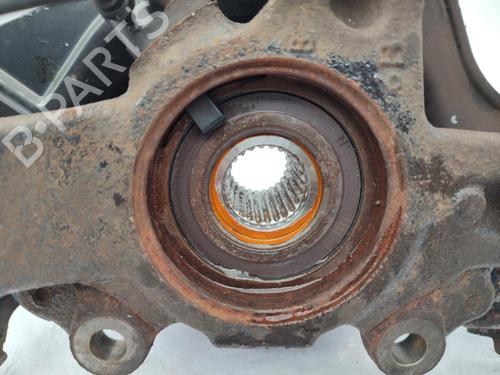 Used Right front steering knuckle Right front steering knuckle FIAT GRANDE PUNTO (199_) 1.3 D Multijet (199.AXD11, 199.AXD1A, 199.AXD1B,... (90 hp) 23679302 23679302