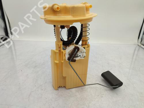 Used Fuel pump Fuel pump RENAULT CAPTUR I (J5_, H5_) 1.5 dCi 90 (J5N4, J5M5, J5MW, J5M6, J5AL, J5AJ) (90 hp) 23684091 23684091
